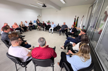 Prefeitos da AMSOL discutem estruturação turística regional